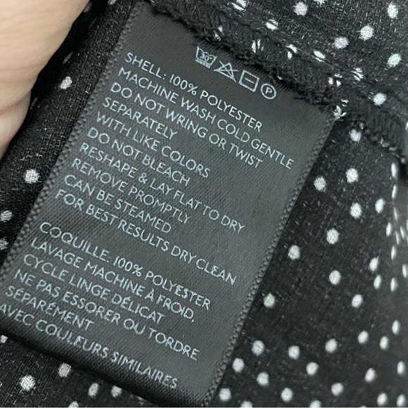 Urban Outfitters Top Cropped Tie Front Cuffed Sleeve Polka Dot Black White Y2K - Picture 9 of 10